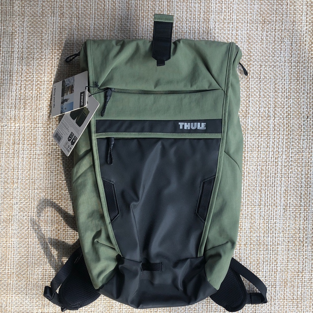 Thule Paramount Commuter Backpack 18L